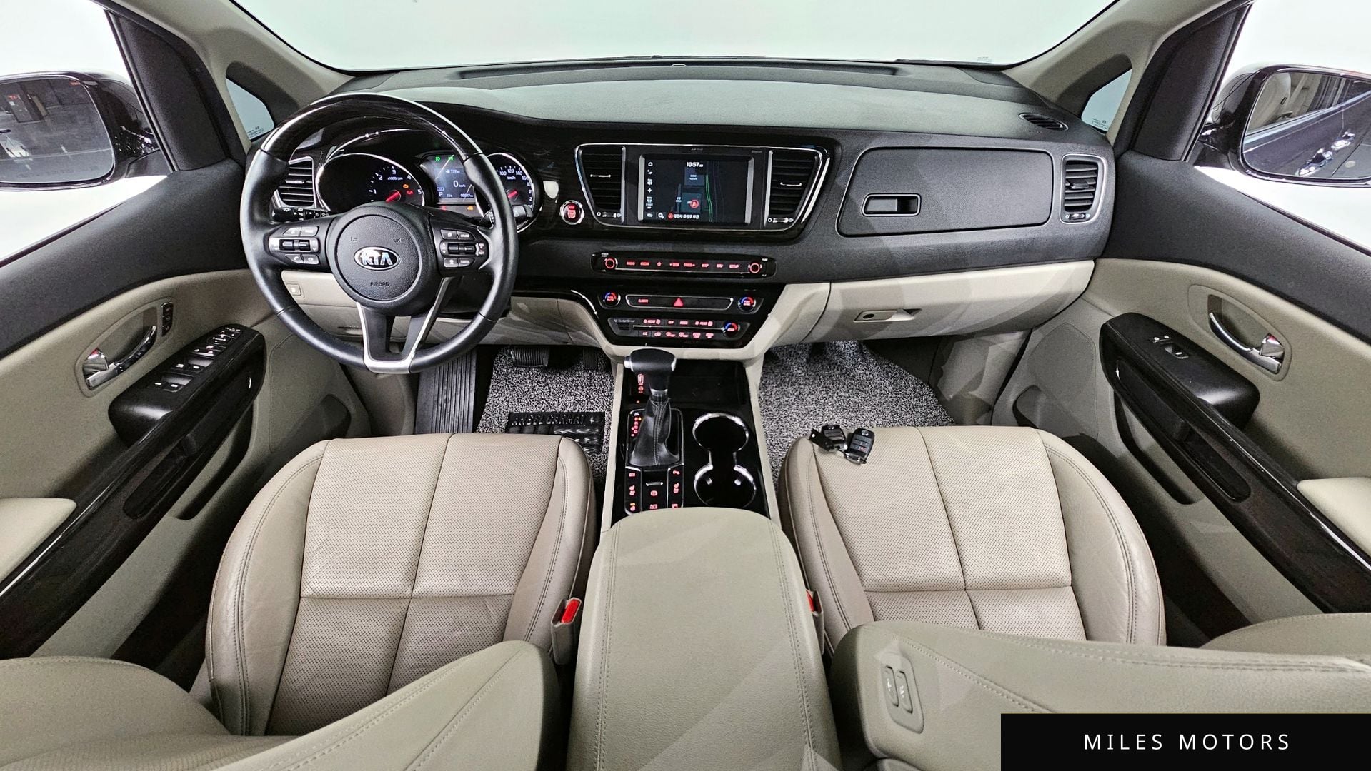 Kia Canival 2020 — миниатюра 7