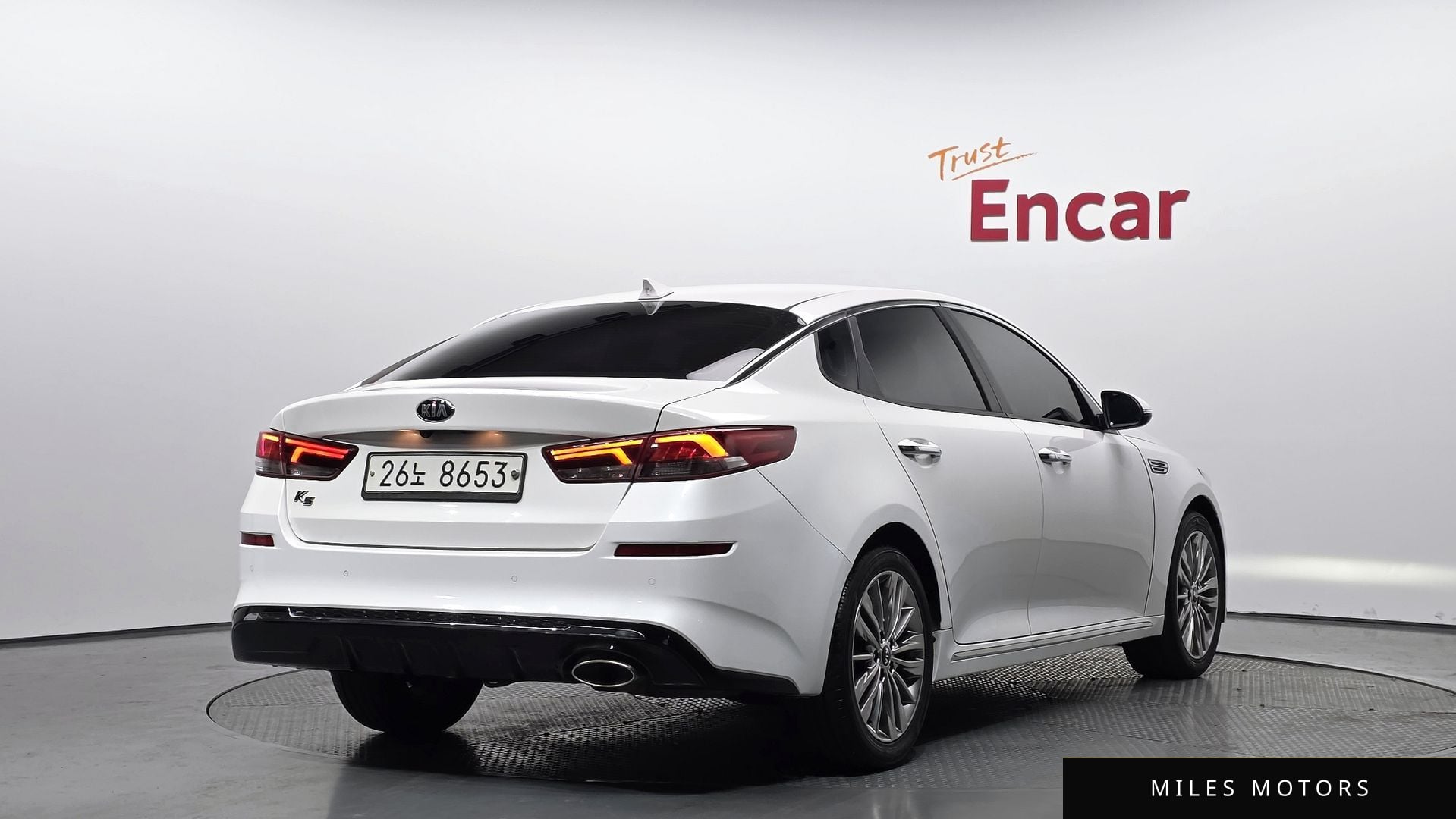 Kia K5 2019 — фото 1 из 12
