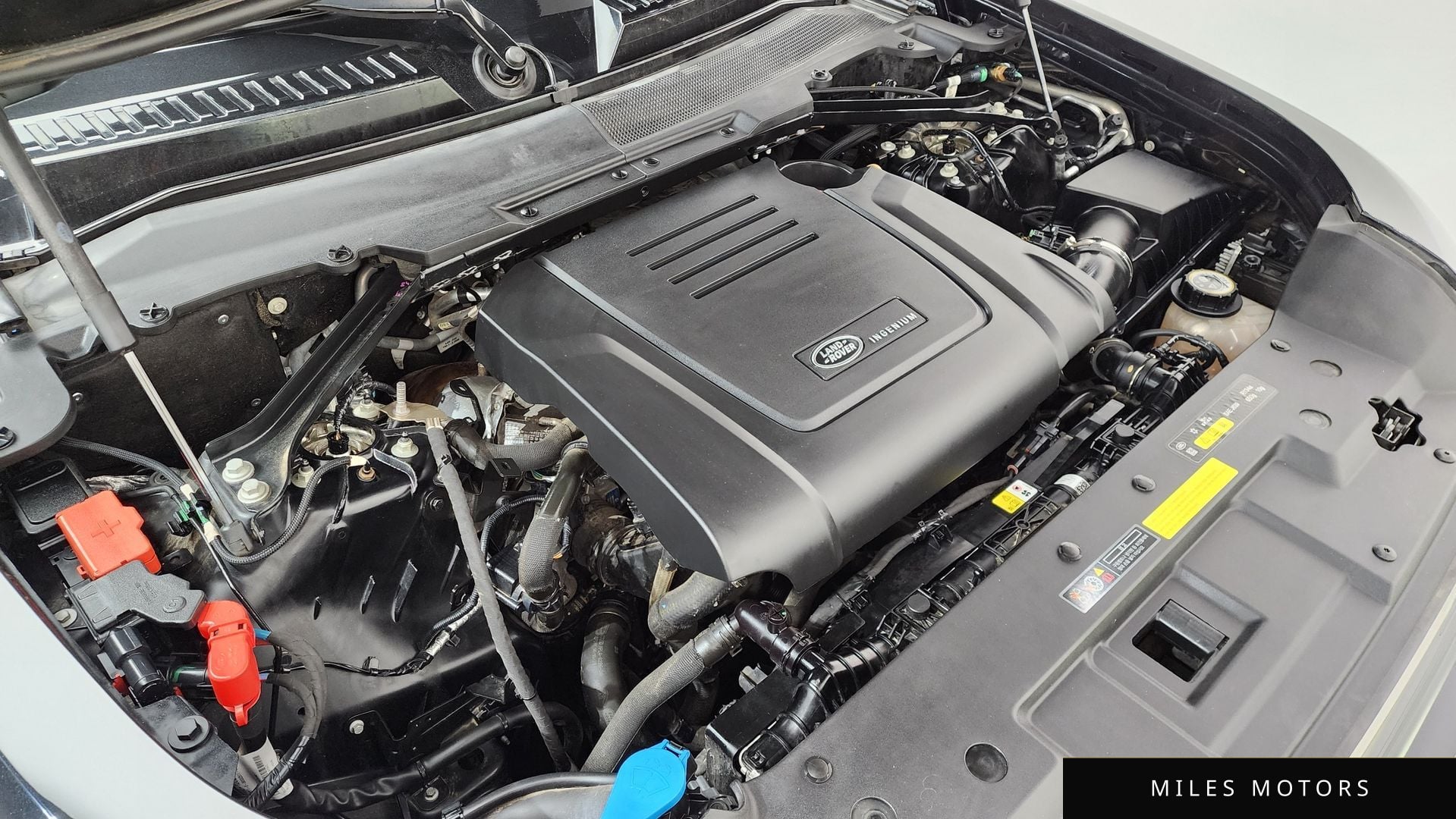 Land Rover 디펜더 (L663) 2023 — миниатюра 6