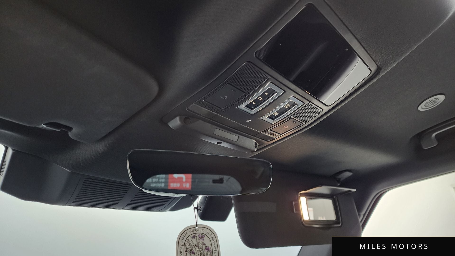 Land Rover 디펜더 (L663) 2023 — миниатюра 17