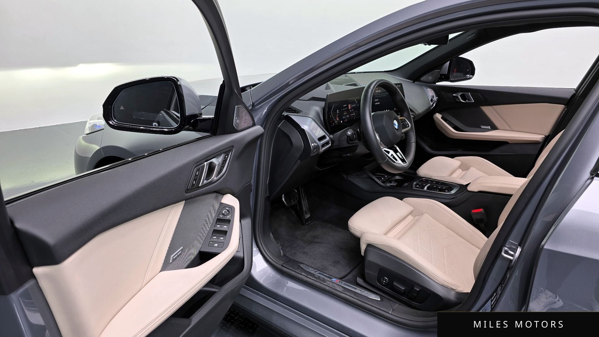 BMW 1 Series (F70) 2025 — миниатюра 11