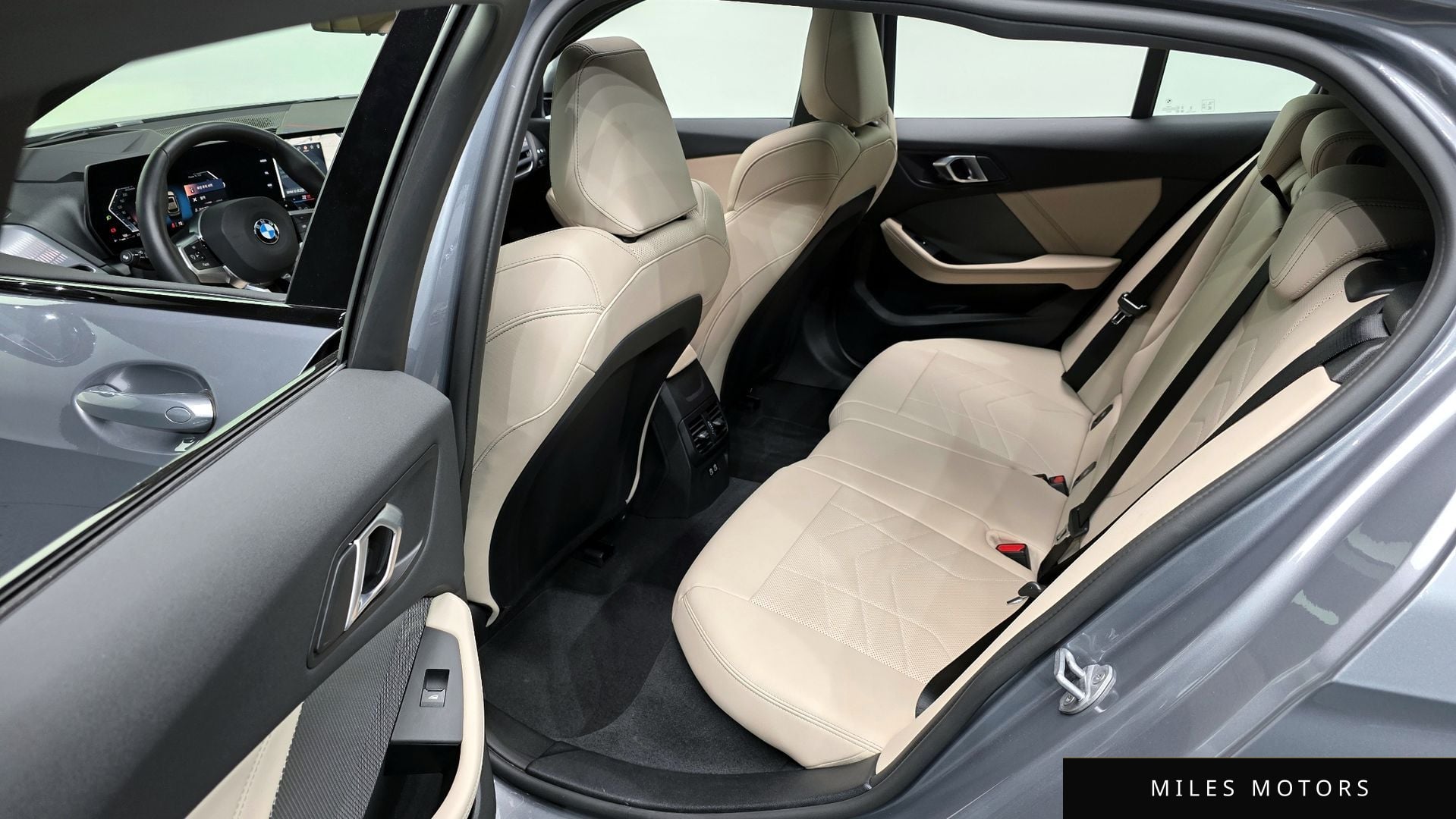 BMW 1 Series (F70) 2025 — миниатюра 12