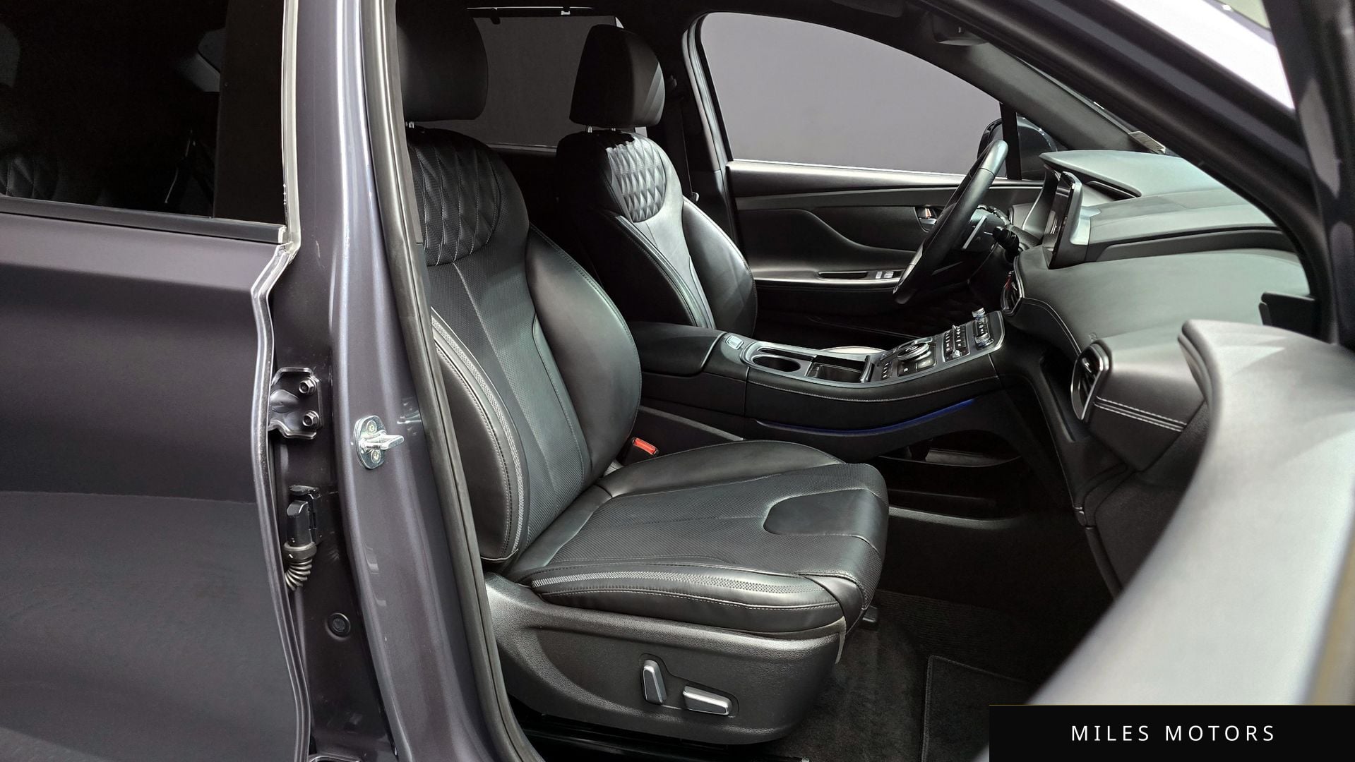 Hyundai Santafe 2022 — миниатюра 10