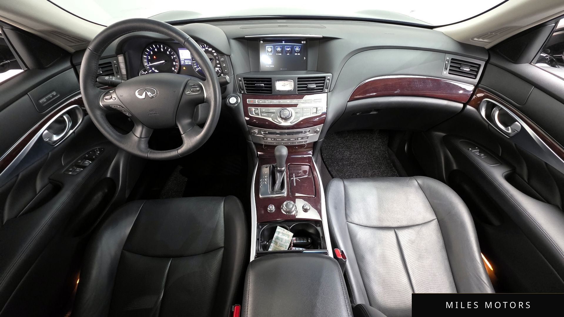 Infiniti Q70 2019 — миниатюра 7