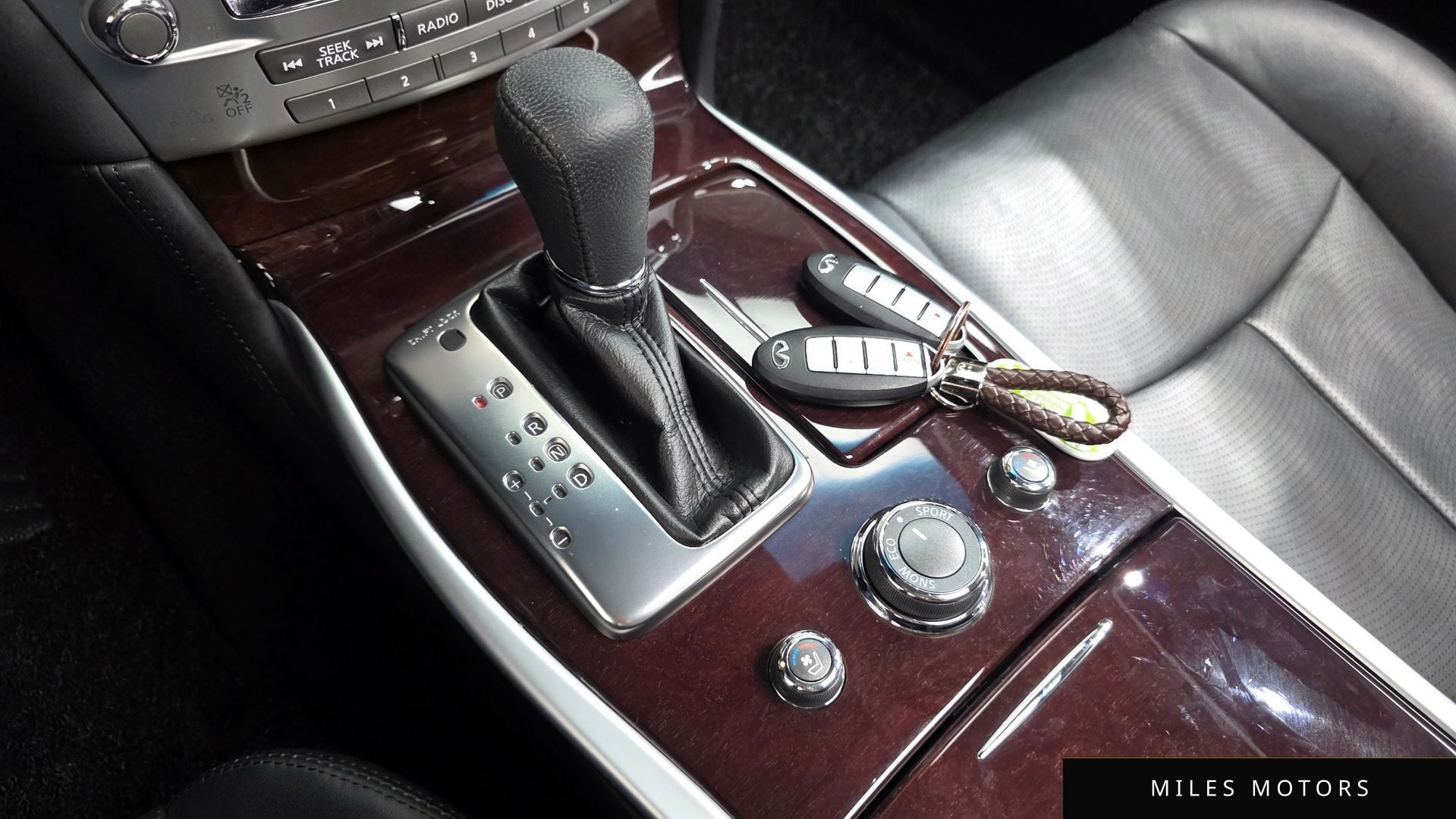 Infiniti Q70 2019 — миниатюра 9