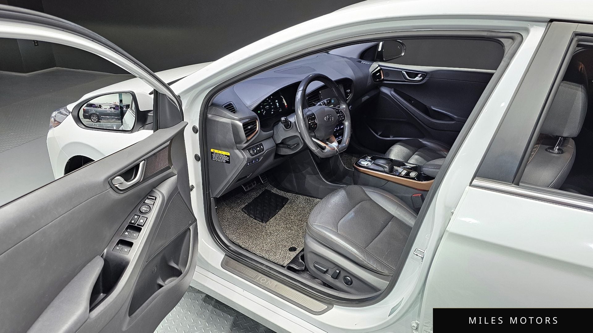Hyundai Ioniq 2018 — миниатюра 11
