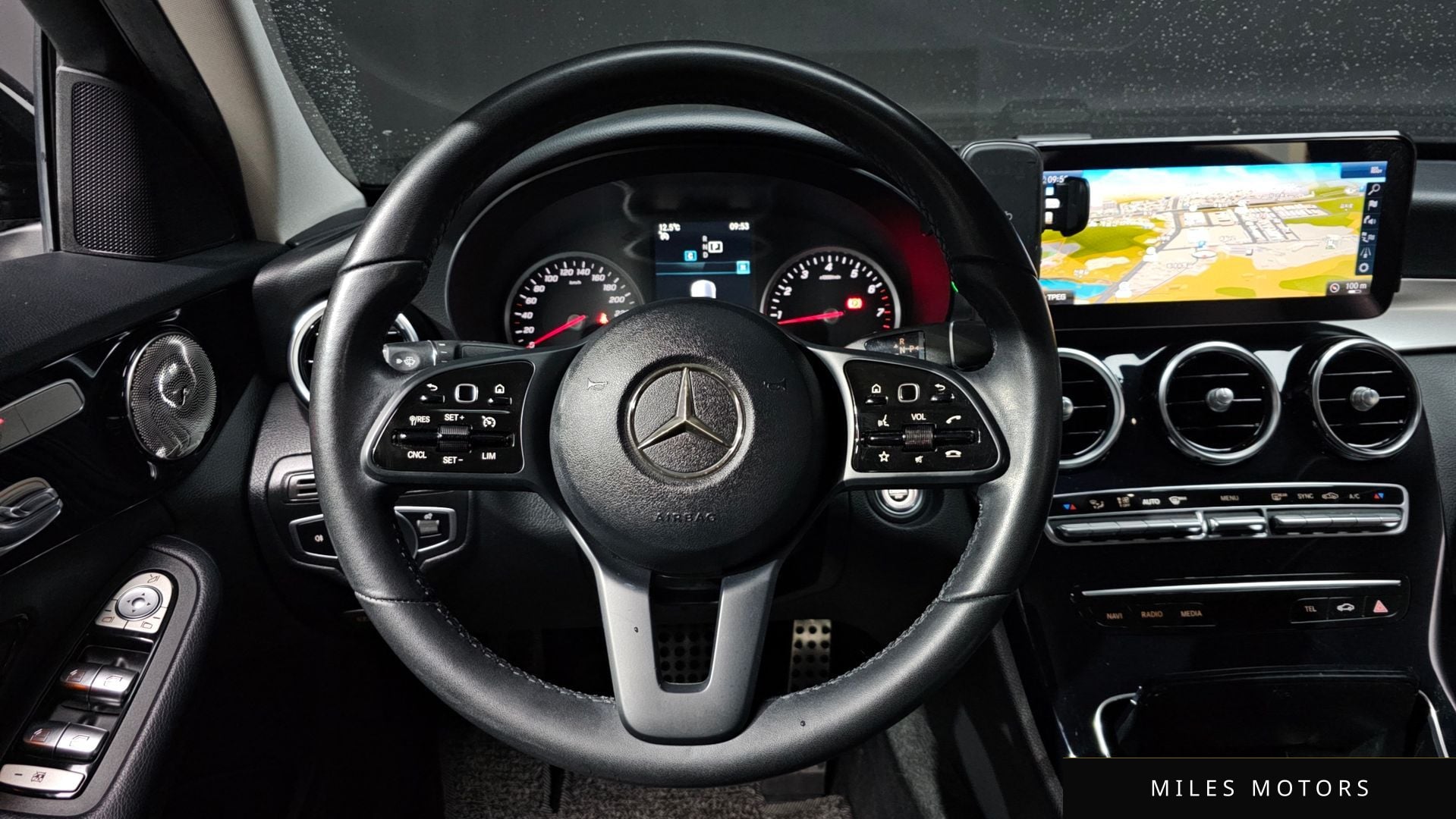 Mercedes-Benz C-Class W205 2019 — миниатюра 13
