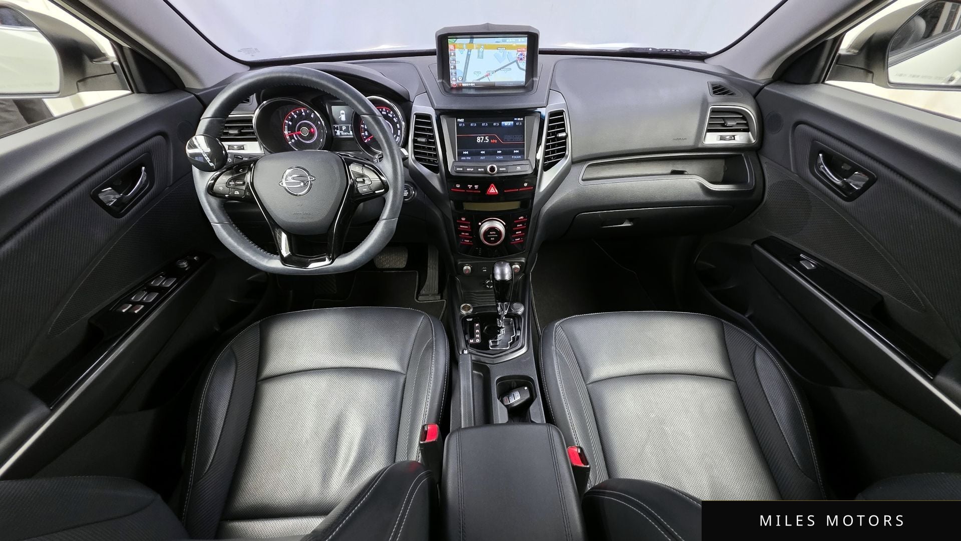 KG Mobility Tivoli 2017 — миниатюра 7