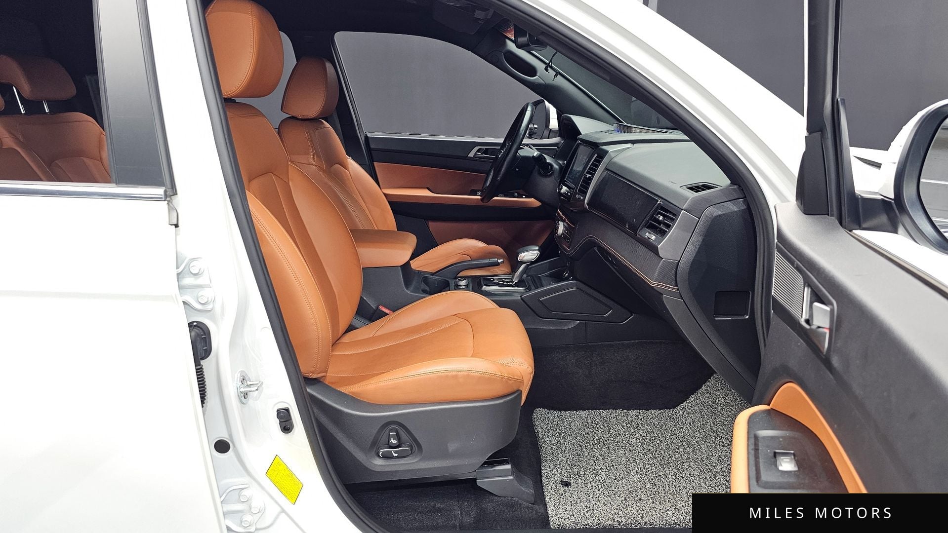 KG Mobility Rexton 2022 — миниатюра 11