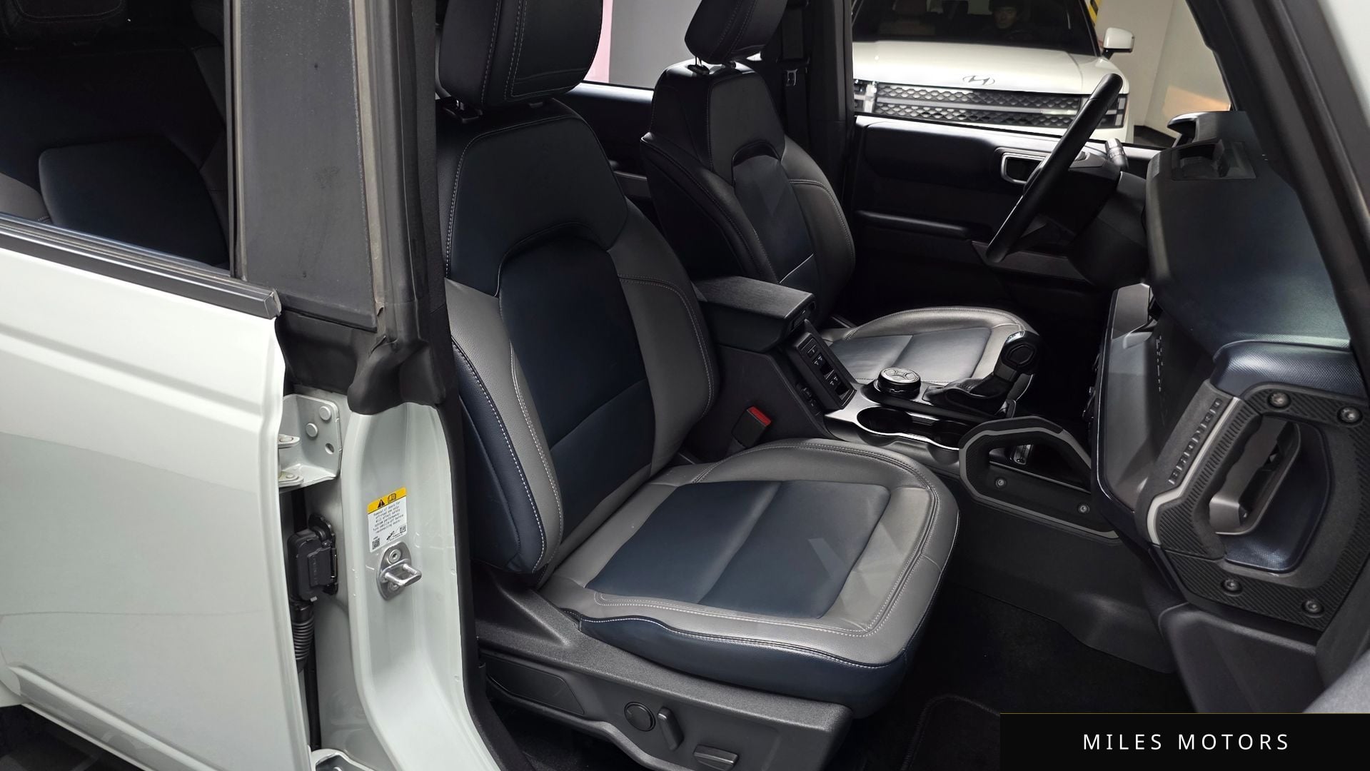 Ford 브롱코 2023 — миниатюра 10