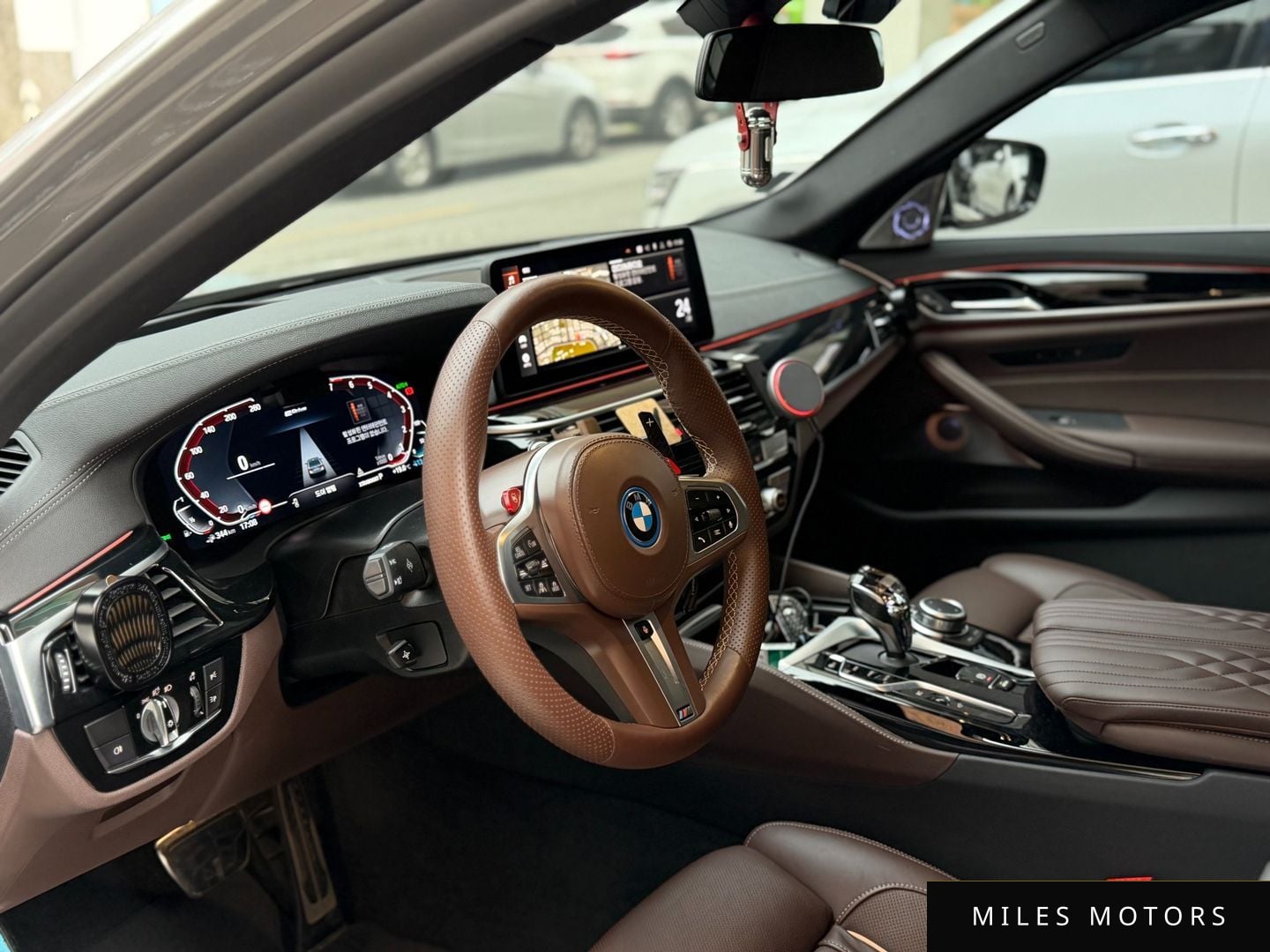 BMW 5시리즈 (G30) 2022 — миниатюра 5