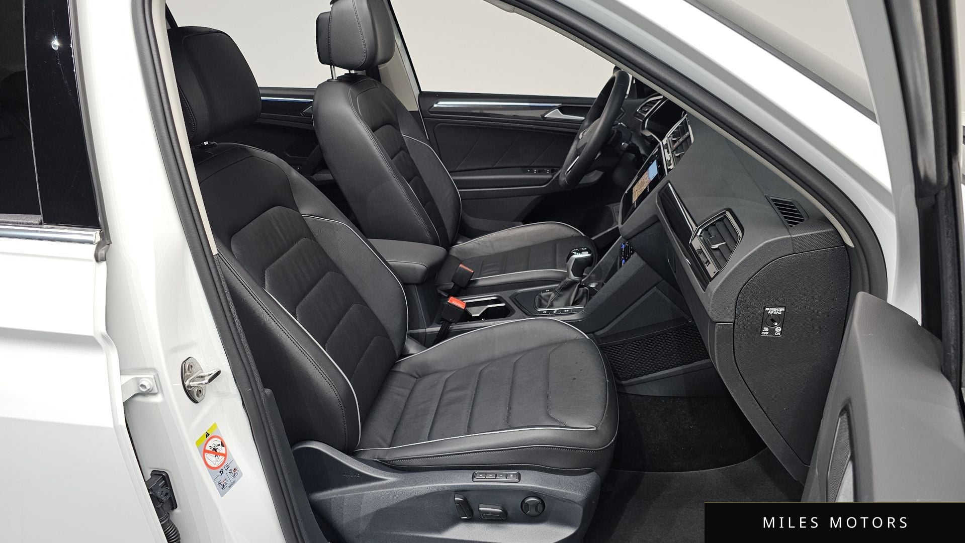 Volkswagen 티구안 2024 — миниатюра 11