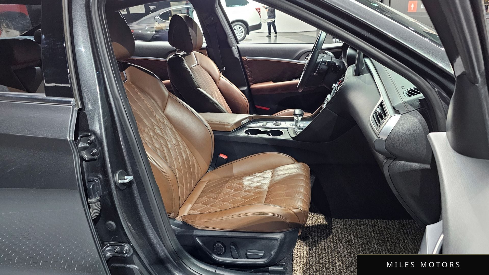 Genesis G70 2019 — миниатюра 10
