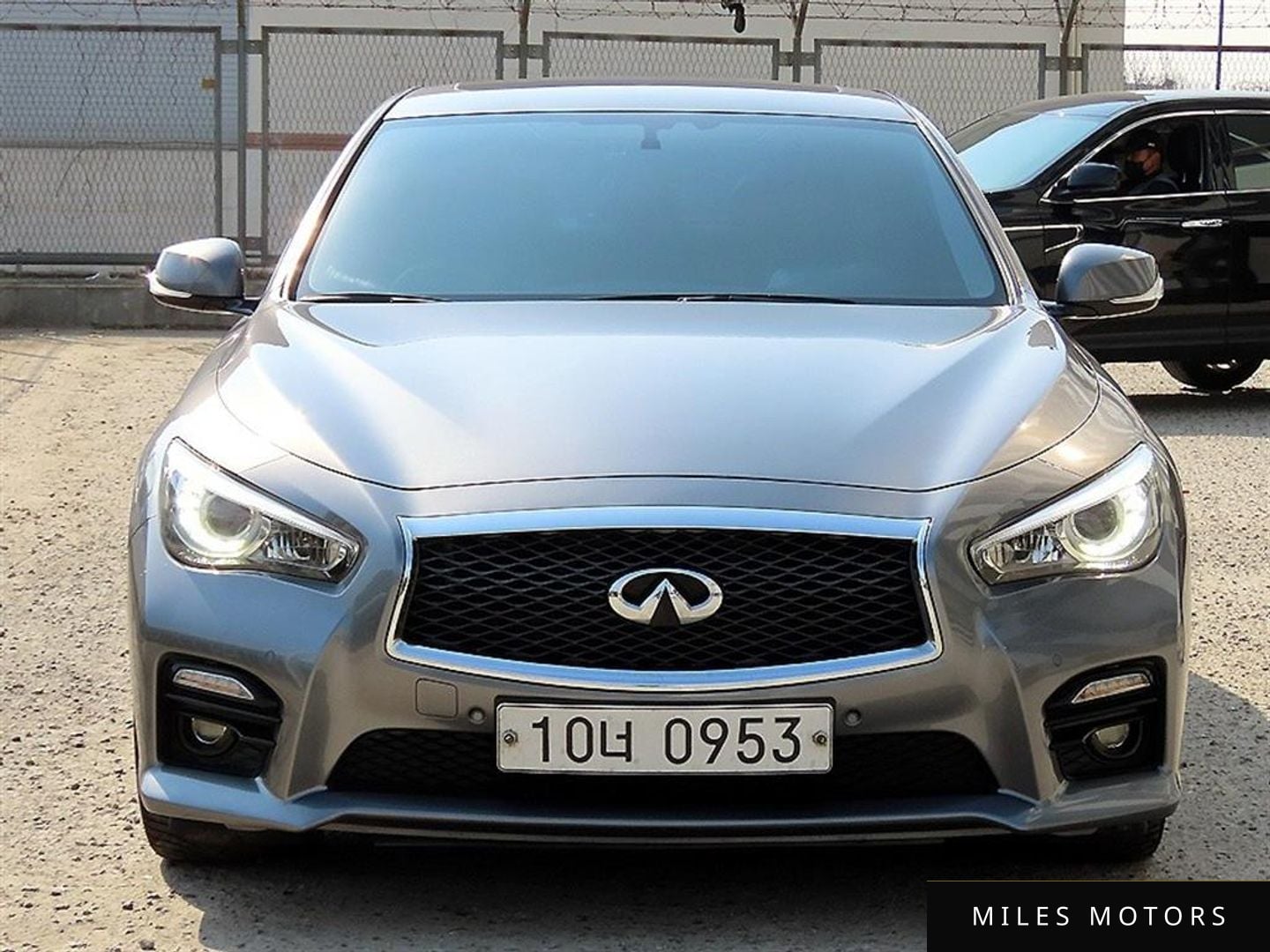 Infiniti Q50 2015 — фото 1 из 12