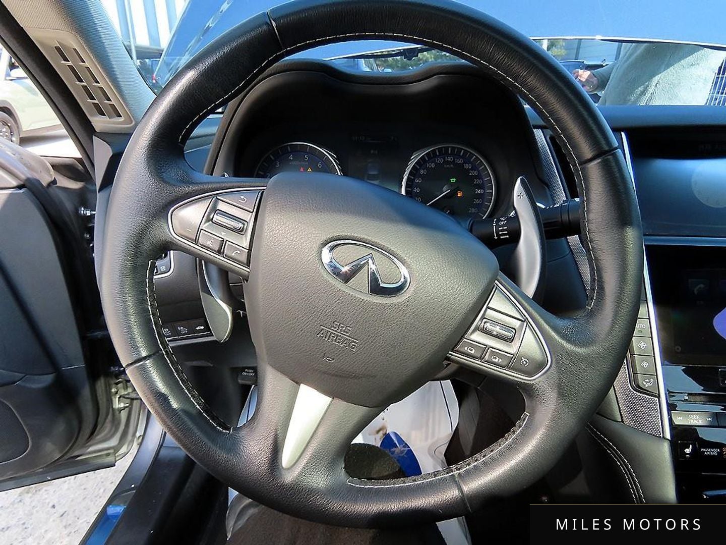 Infiniti Q50 2015 — миниатюра 8