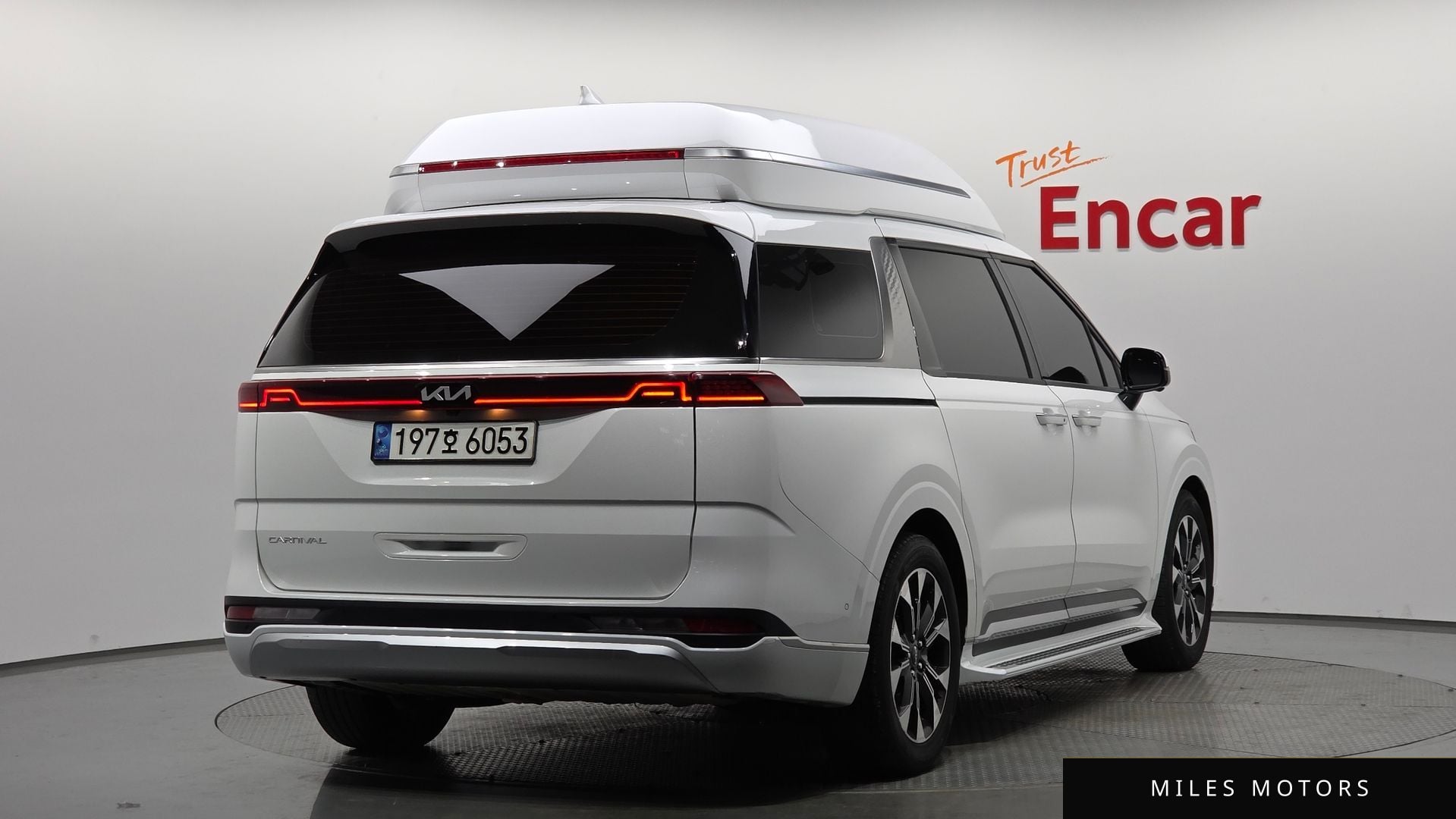 Kia Carnival 2022 — миниатюра 2