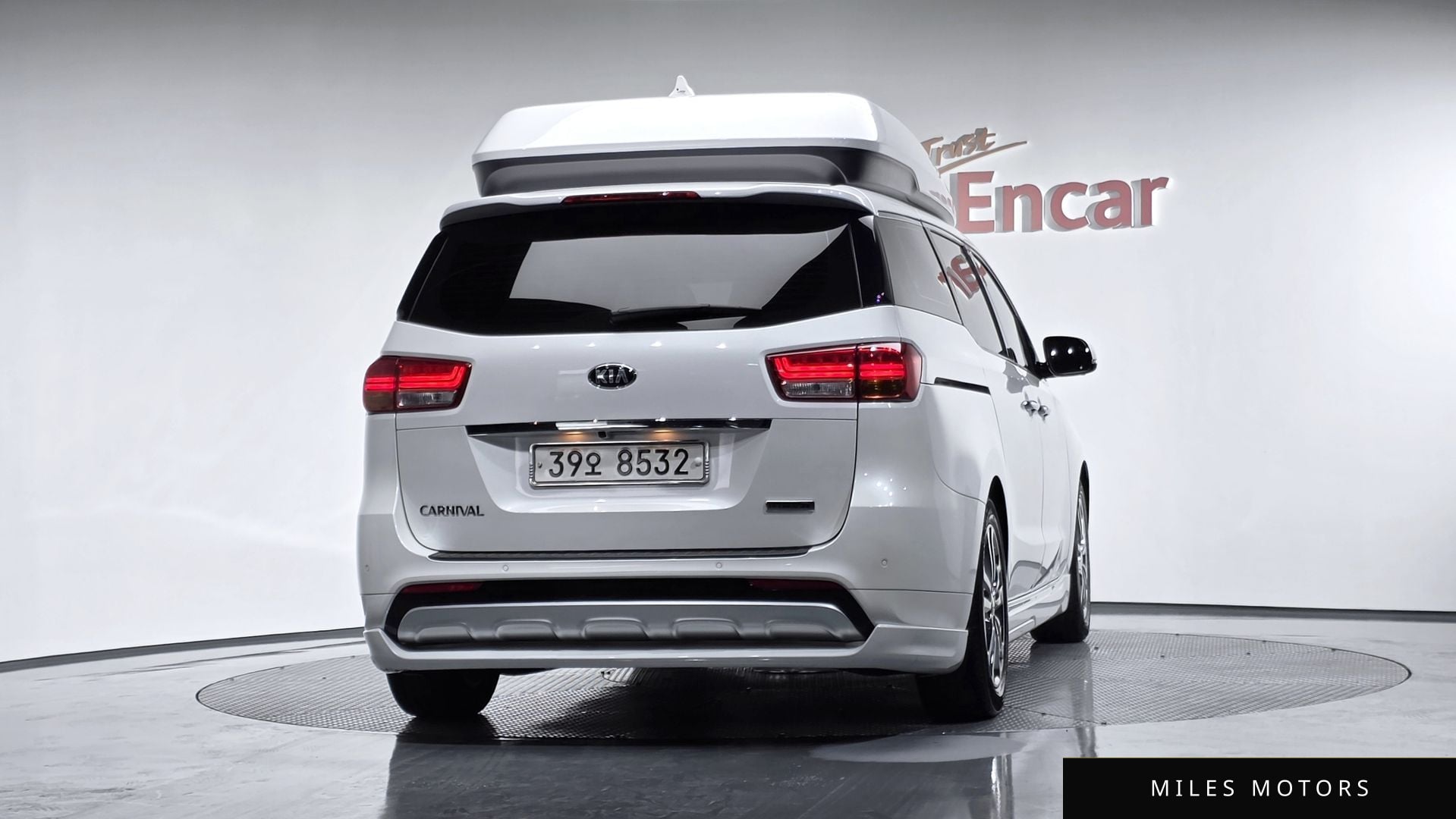 Kia Canival 2018 — миниатюра 3