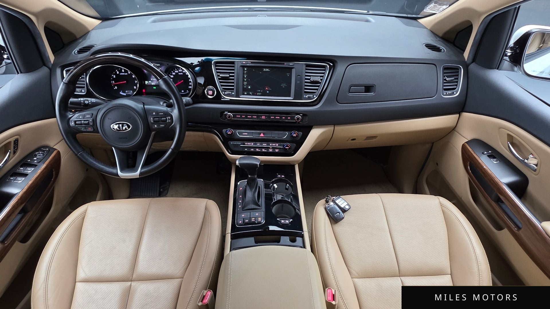 Kia Canival 2018 — миниатюра 6