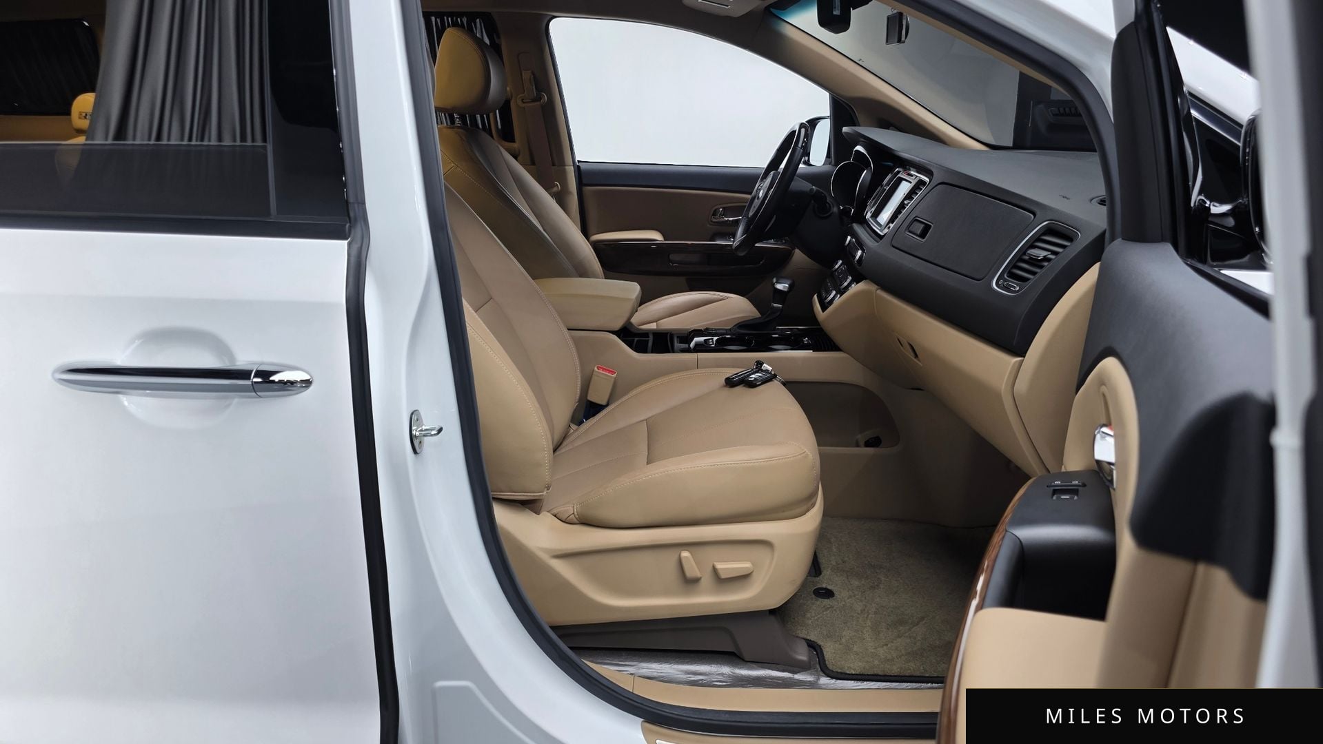 Kia Canival 2018 — миниатюра 9