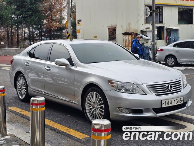 Лексус LS460 2011 — миниатюра 17