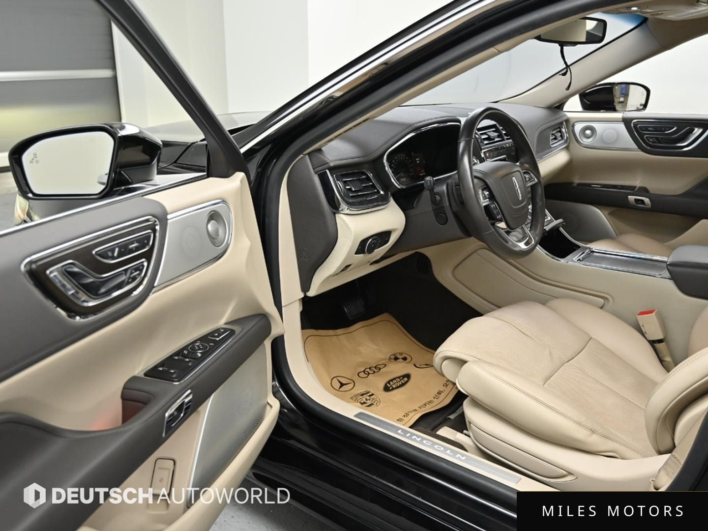 Lincoln Continental 2019 — миниатюра 11