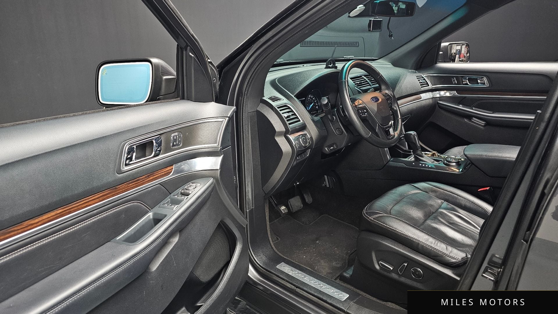 Ford Explorer 2016 — миниатюра 11