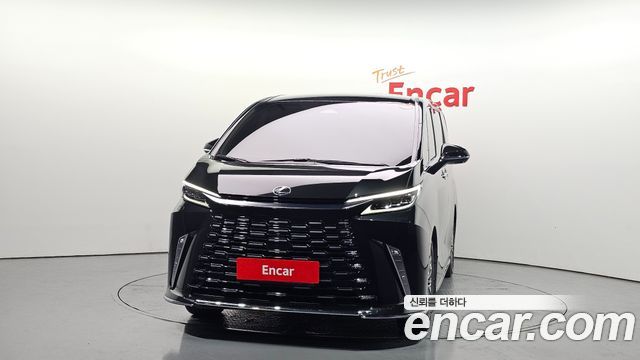 Лексус LM 2025 — миниатюра 3