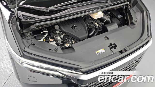 Лексус LM 2025 — миниатюра 6