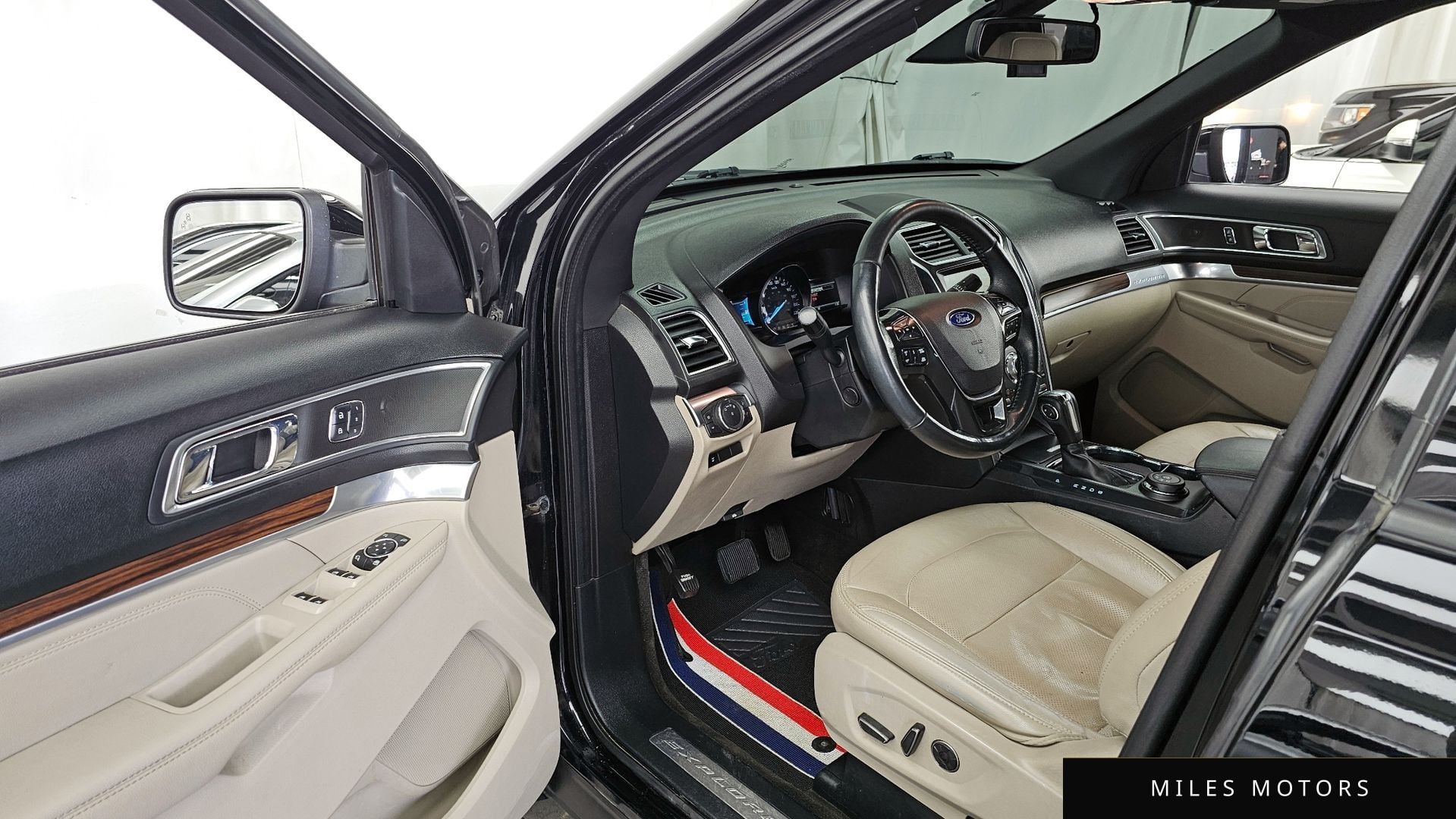 Ford Explorer 2018 — миниатюра 10