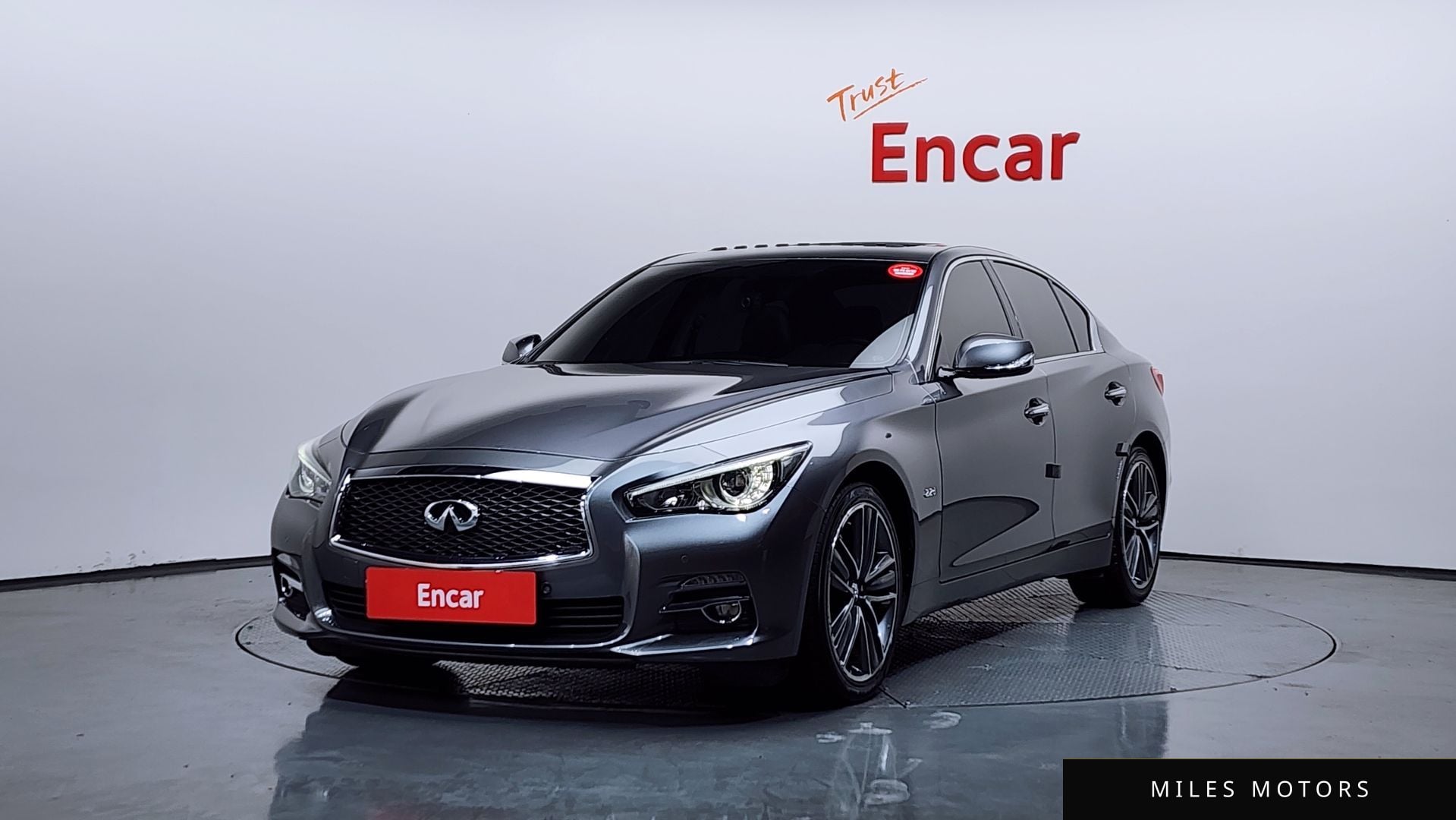 Infiniti Q50 2016 — фото 1 из 12