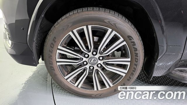 Лексус LX 2025 — миниатюра 5