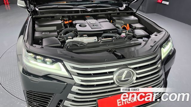 Лексус LX 2025 — миниатюра 6