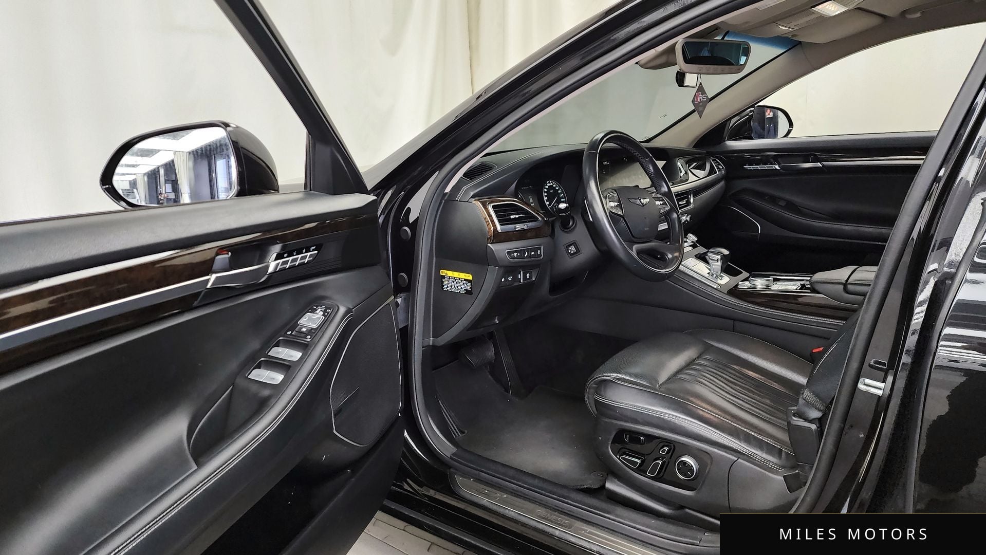 Genesis G90 2019 — миниатюра 10