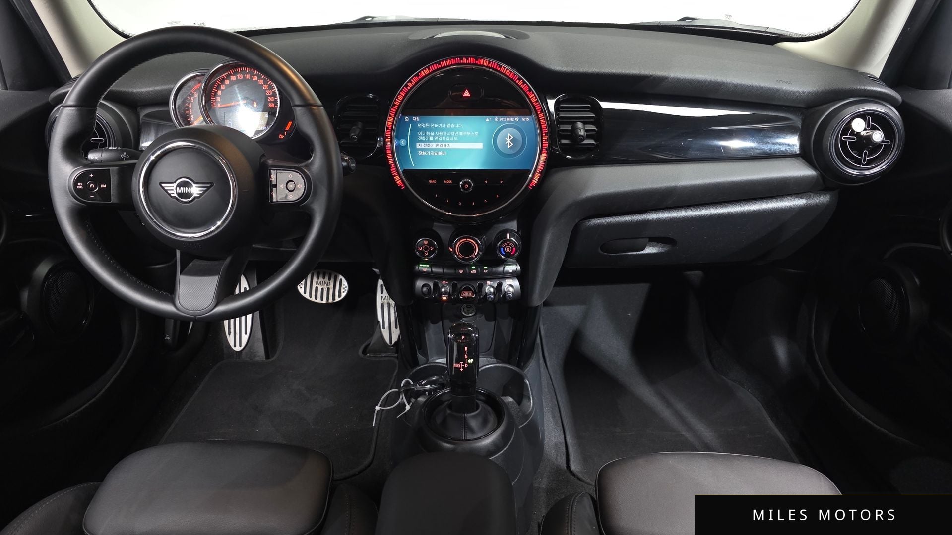MINI Cooper 2023 — миниатюра 7
