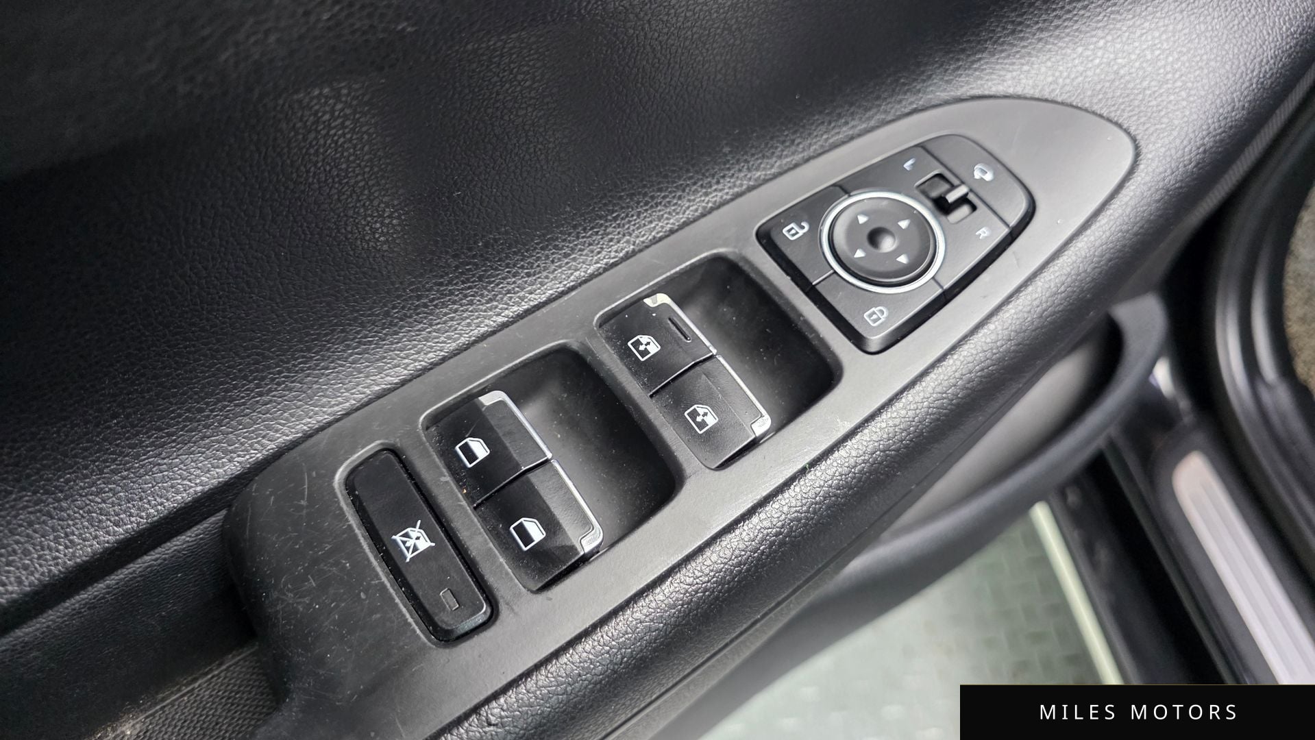 Hyundai Grandeur 2018 — миниатюра 12