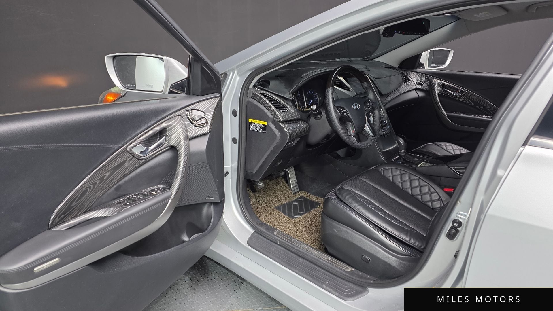 Hyundai Grandeur 2013 — миниатюра 10