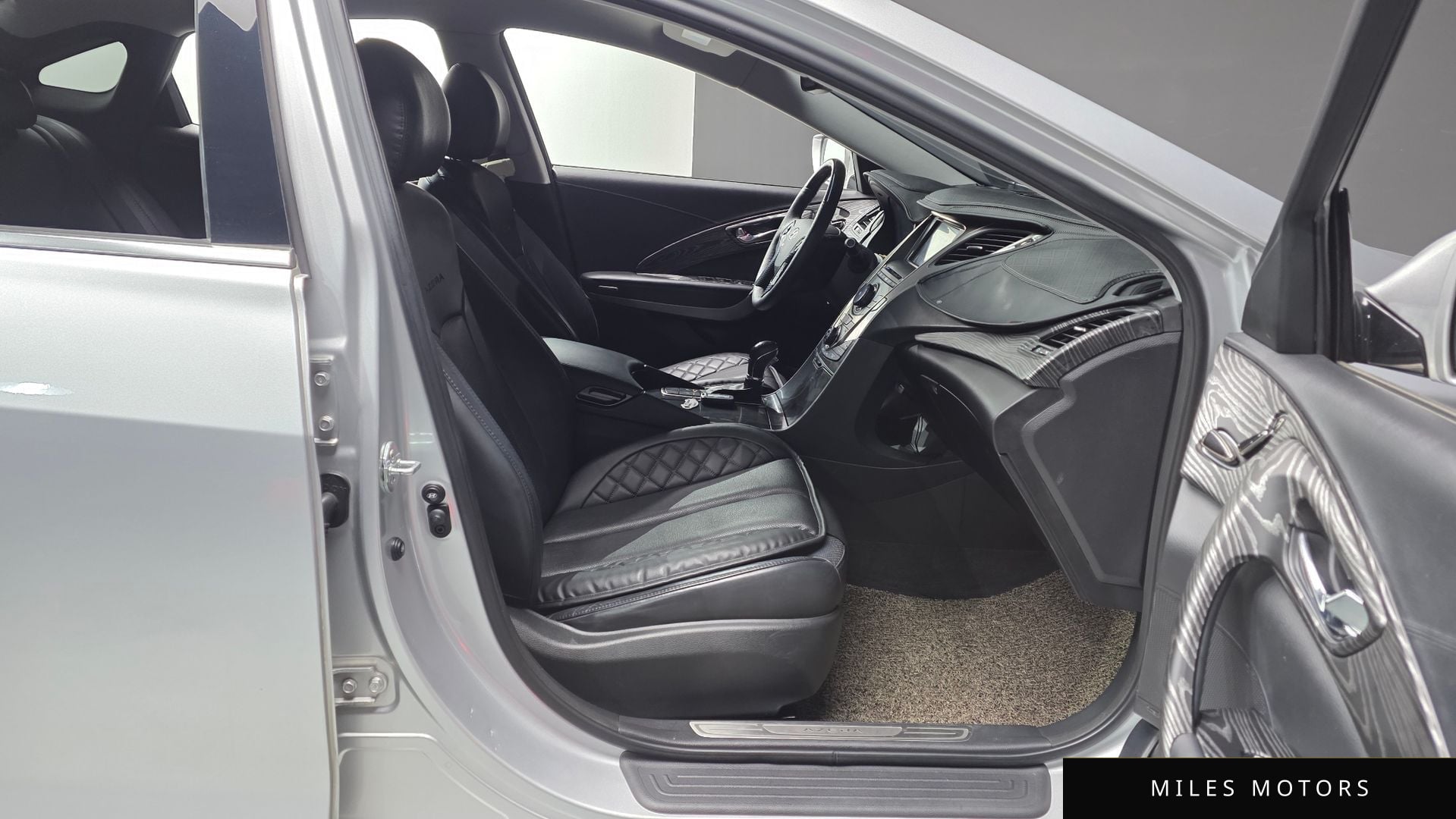 Hyundai Grandeur 2013 — миниатюра 11