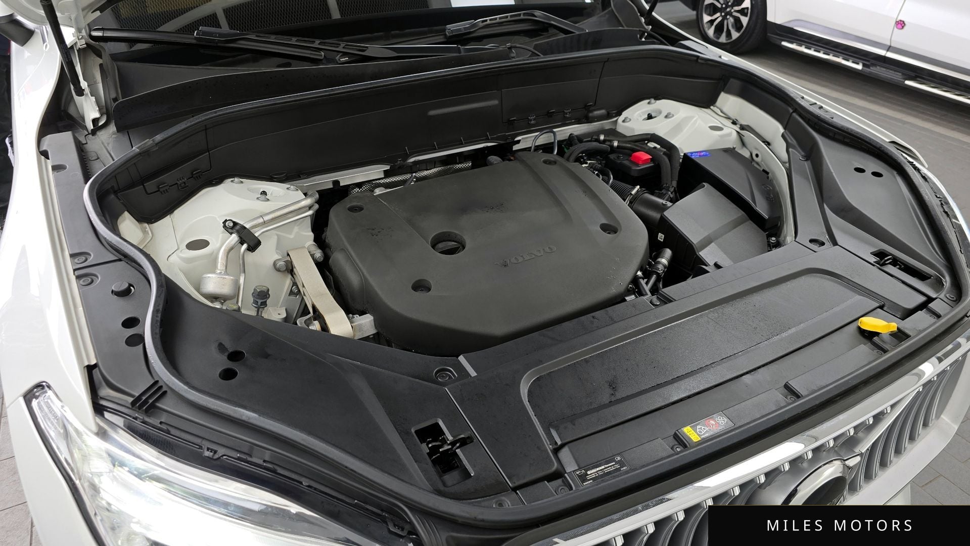 Volvo XC90 2023 — миниатюра 6