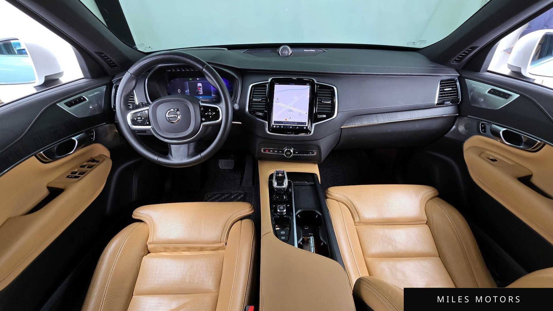 Volvo XC90 2023 — миниатюра 7