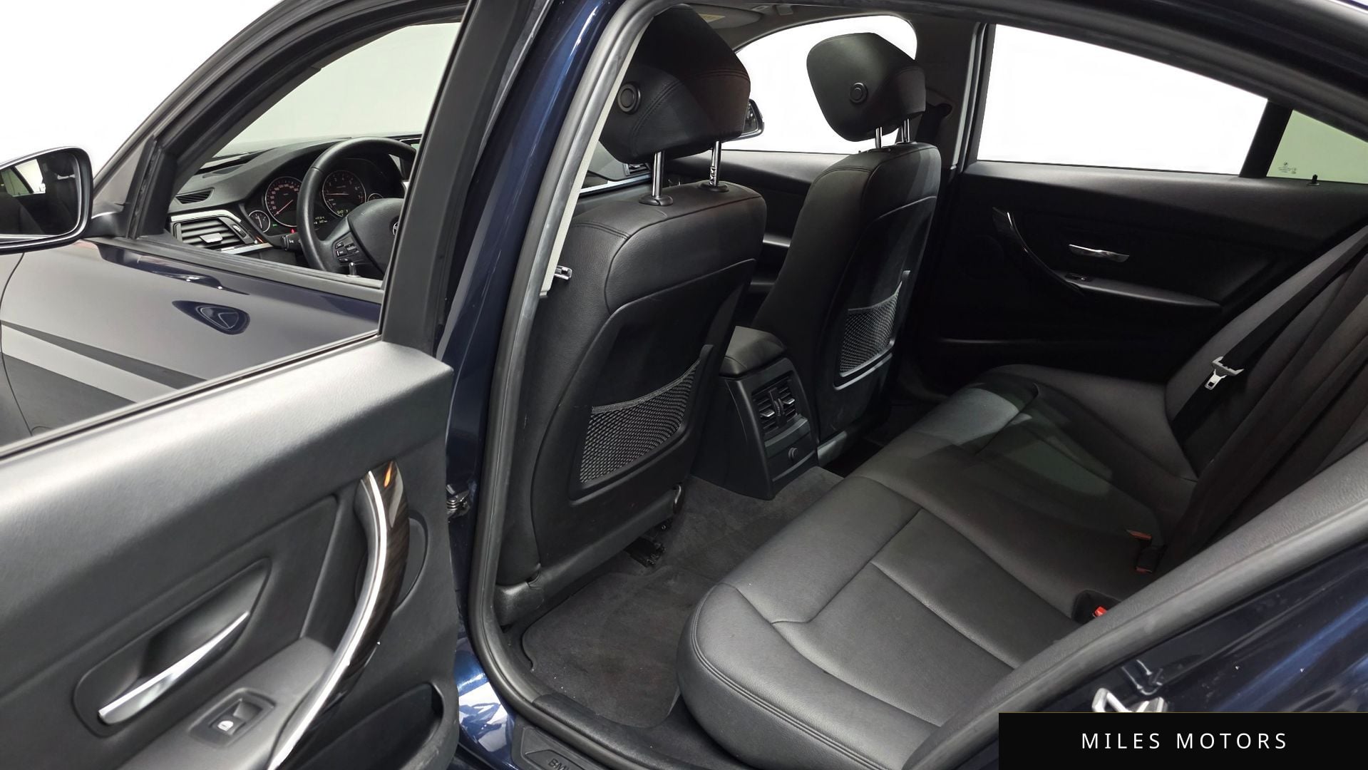 BMW 3 Series (F30) 2015 — миниатюра 12