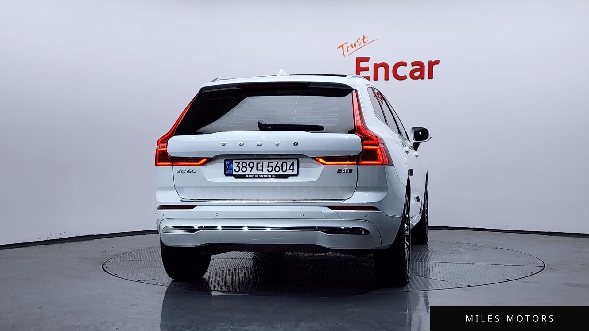 Volvo XC60 2023 — миниатюра 4