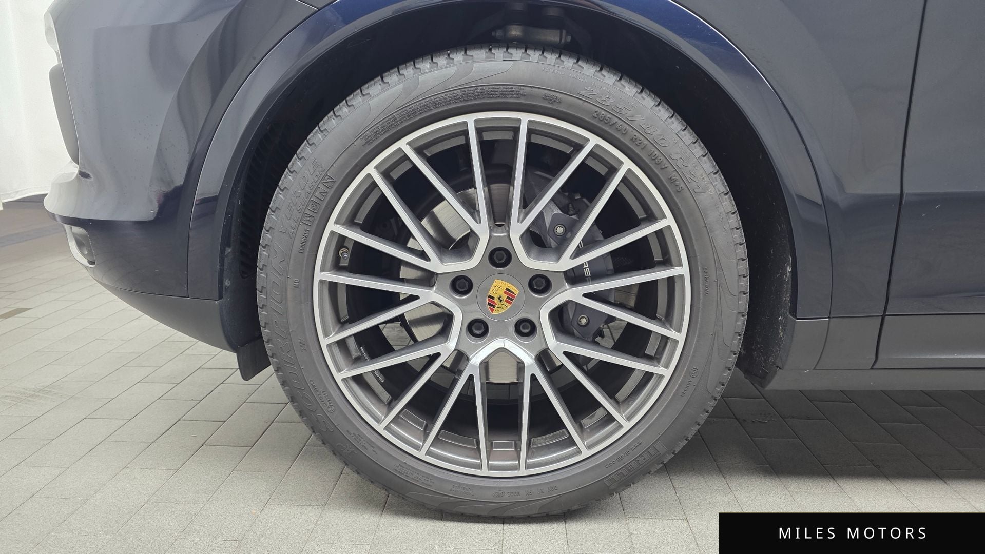 Porsche Cayenne 2021 — миниатюра 5