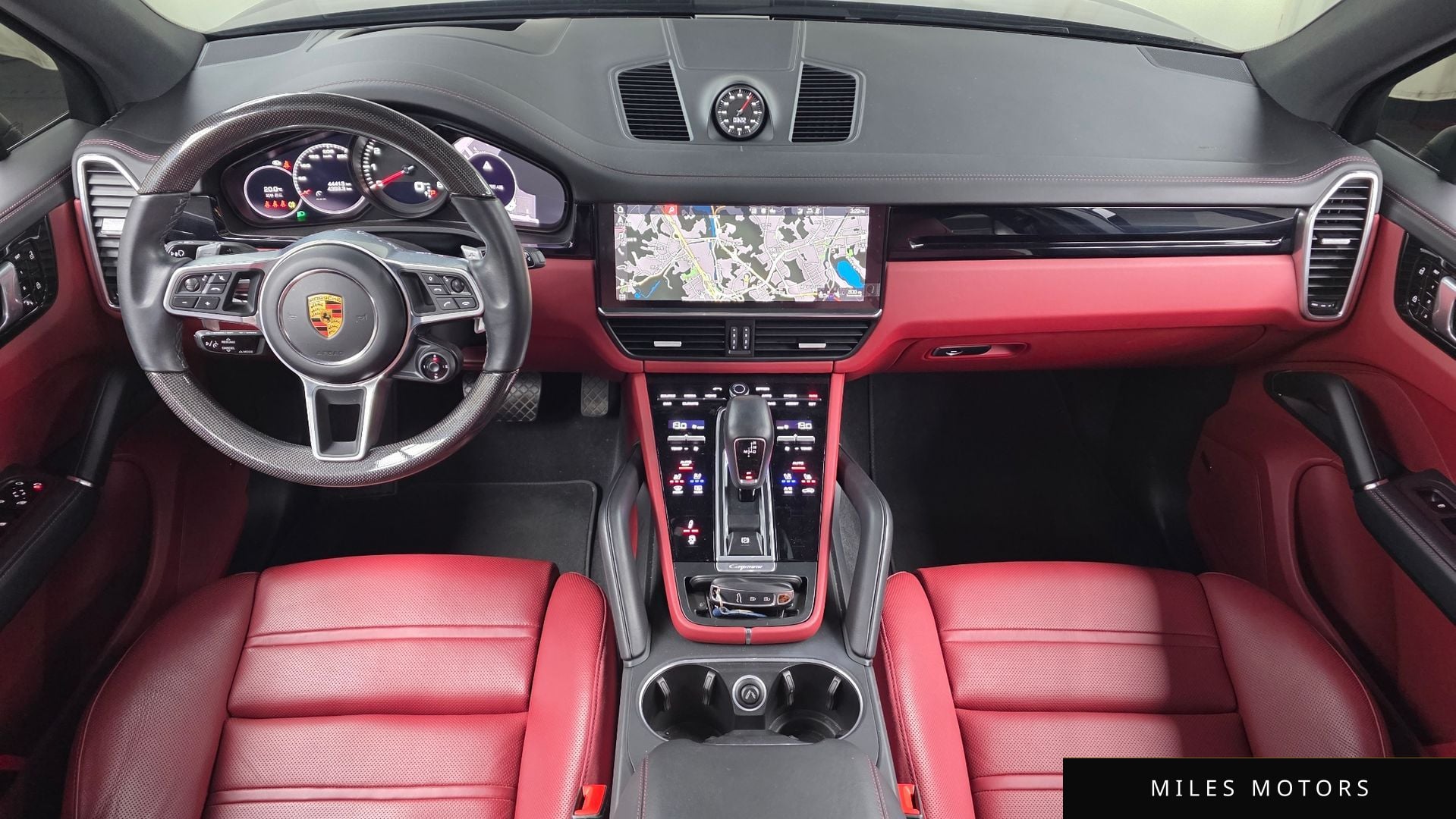 Porsche Cayenne 2021 — миниатюра 7