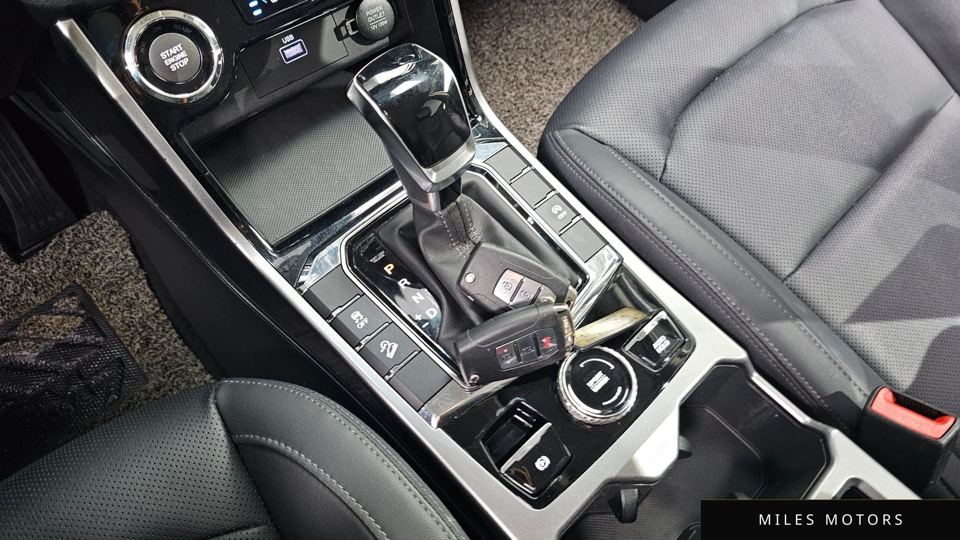 KG Mobility Beautiful Korando 2021 — миниатюра 9