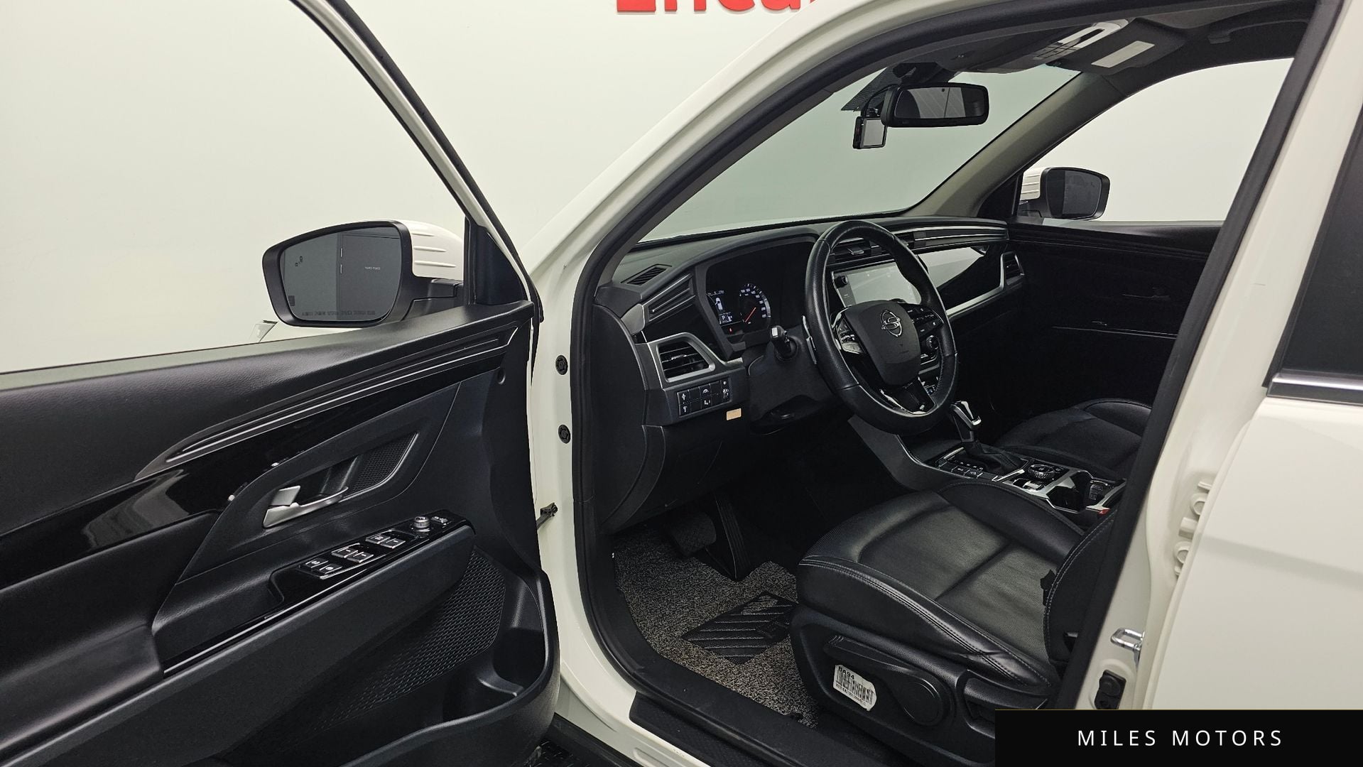 KG Mobility Beautiful Korando 2021 — миниатюра 10