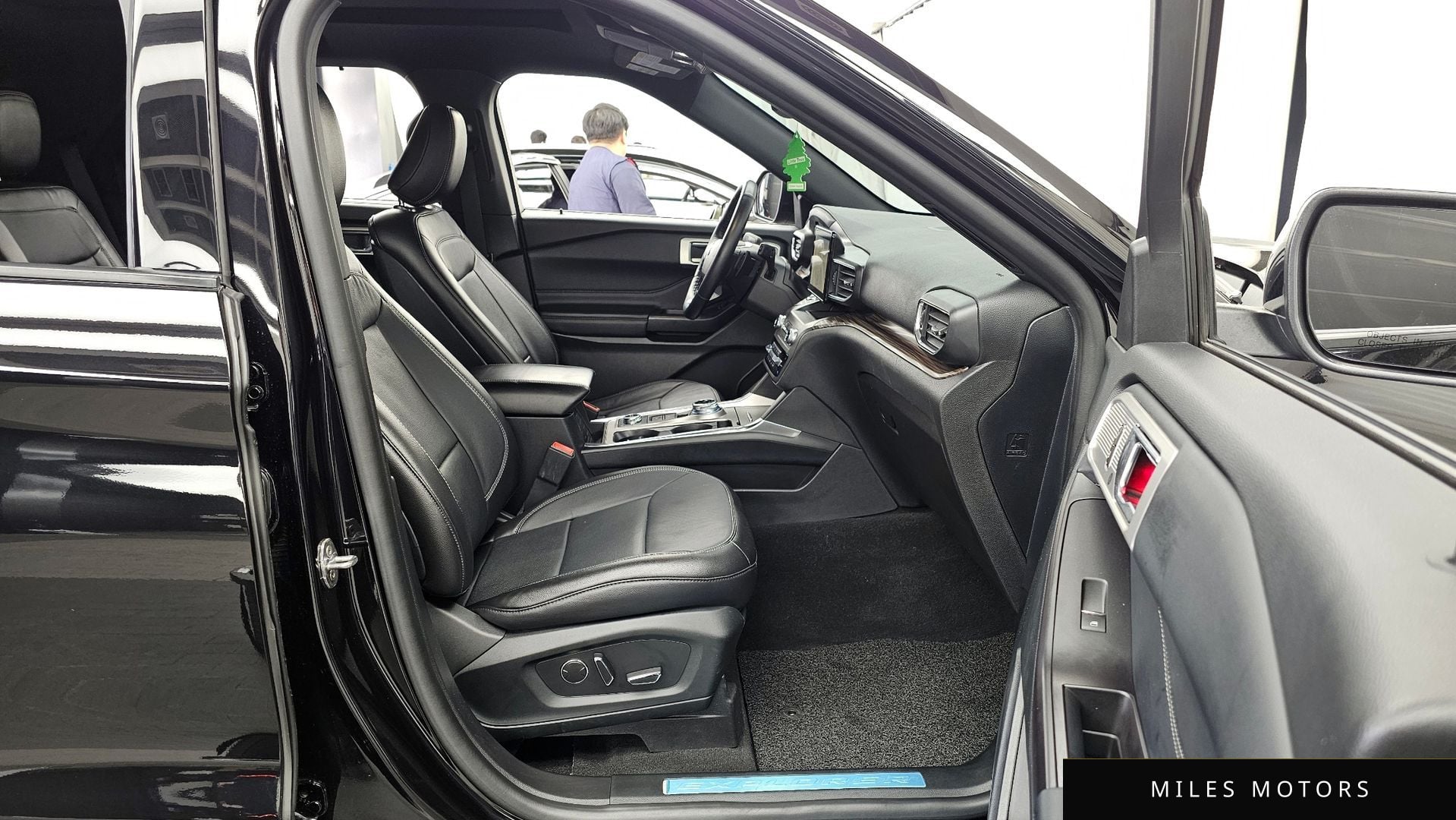 Ford Explorer 2020 — миниатюра 11