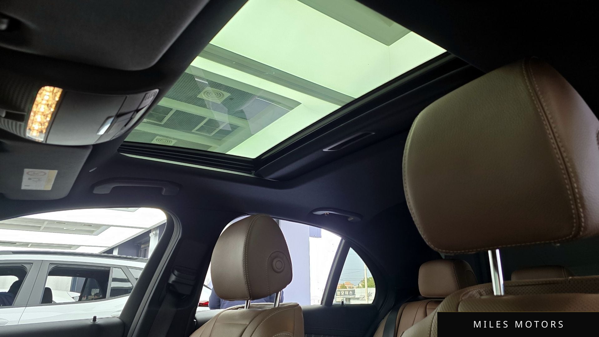 Mercedes-Benz E-클래스 W213 2022 — миниатюра 17