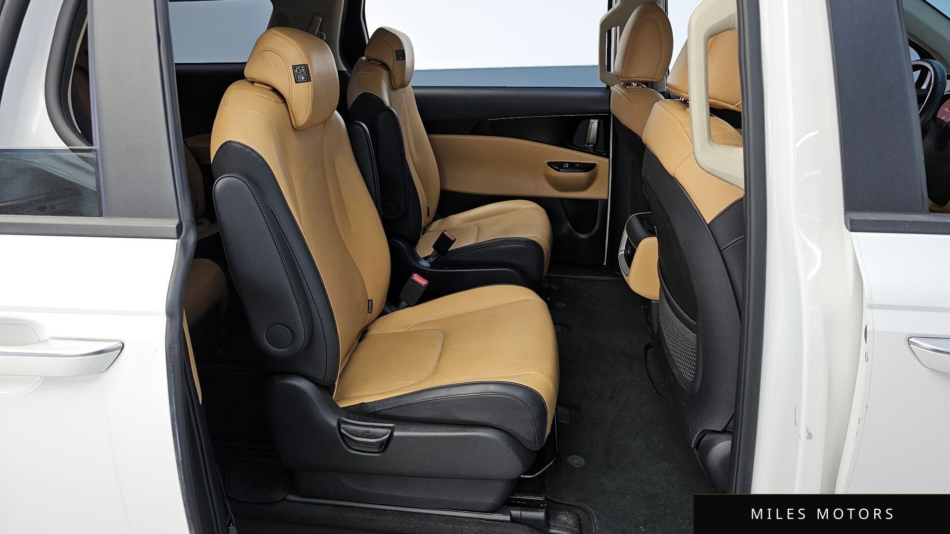 Kia Carnival 2023 — миниатюра 12