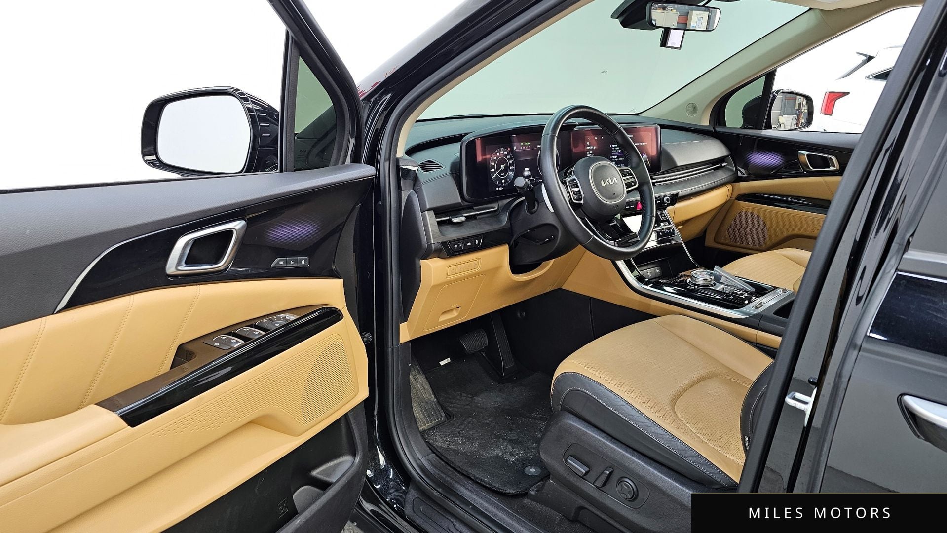 Kia Carnival 2022 — миниатюра 10