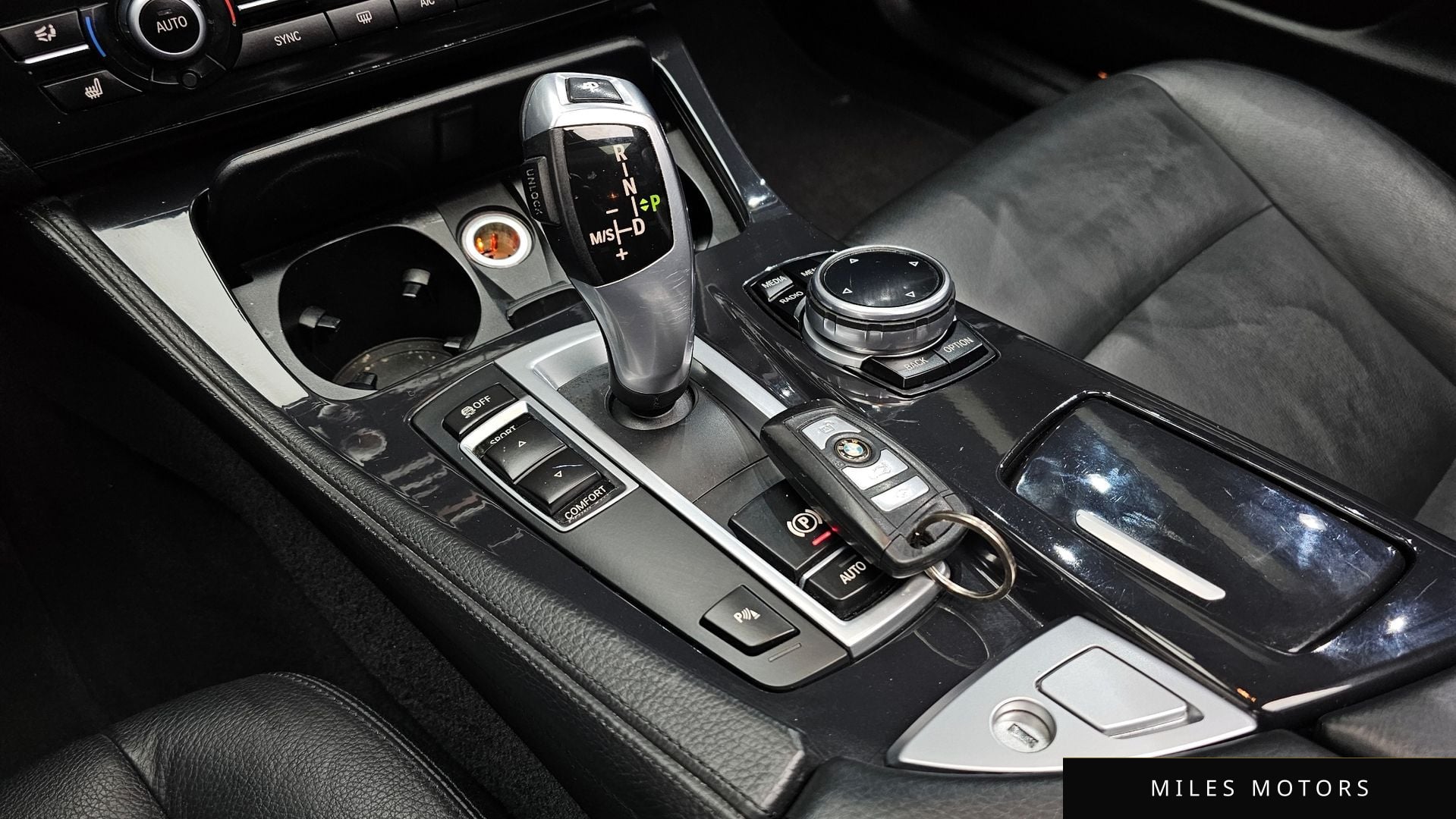 BMW 5 Series (F10) 2014 — миниатюра 9